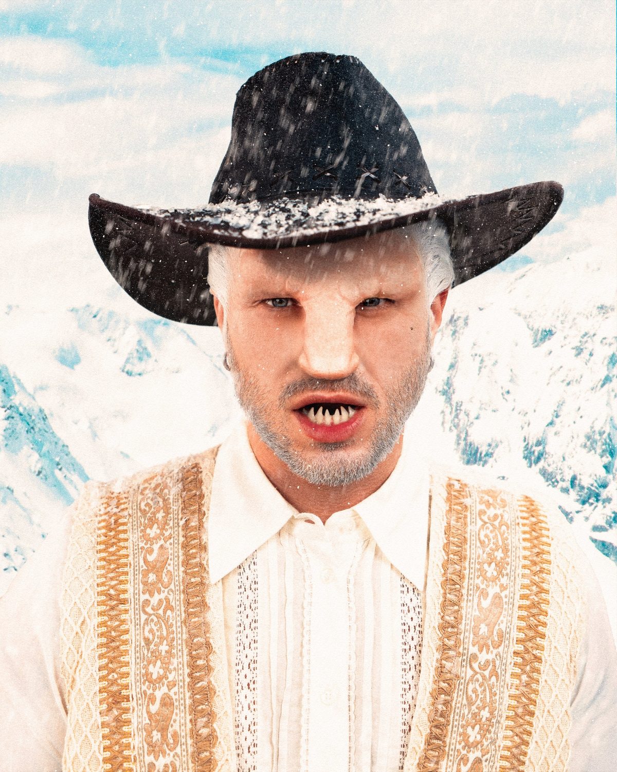 A VERY YETI HOLIDAY — photo 3 by Edgars Hecmatyars